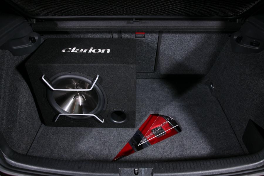  Volkswagen Golf GTi by SKN 2012 года  (фото 2 из 25)